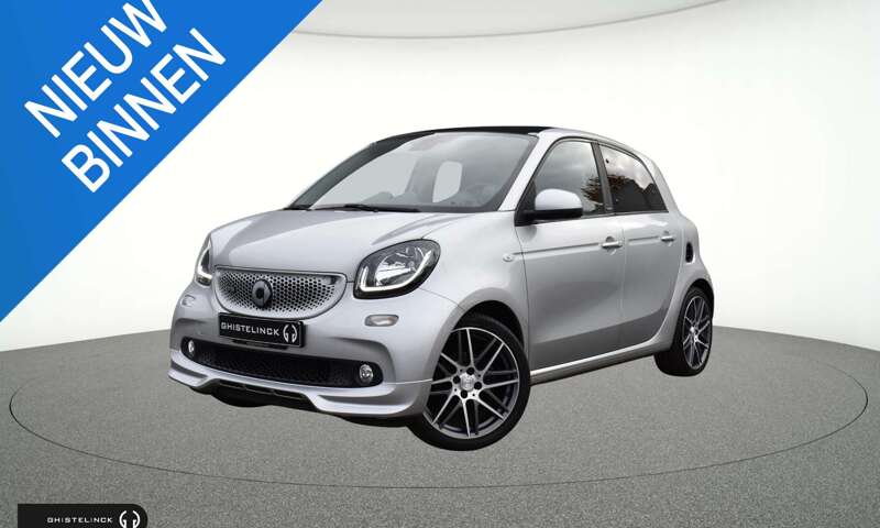 smart forFour 0.9 80kW DCT Brabus Xclusive