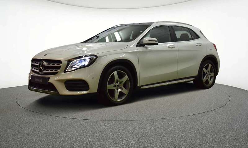 Mercedes-Benz GLA 180 Off-Roader