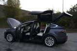 Tesla Model X 75kWh (Dual Motor) (2)