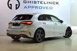 Mercedes-Benz A 200 A d AMG Line Pano + Ambient Light (4)