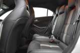 Mercedes-Benz A 180 White Art Edition+AMG-Line+Tempomat+ Pack Confort (7)