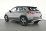 Mercedes-Benz GLA 180 Off-Roader|Tempomat|LaneAssist|Camera|Mbux|Carplay (3)